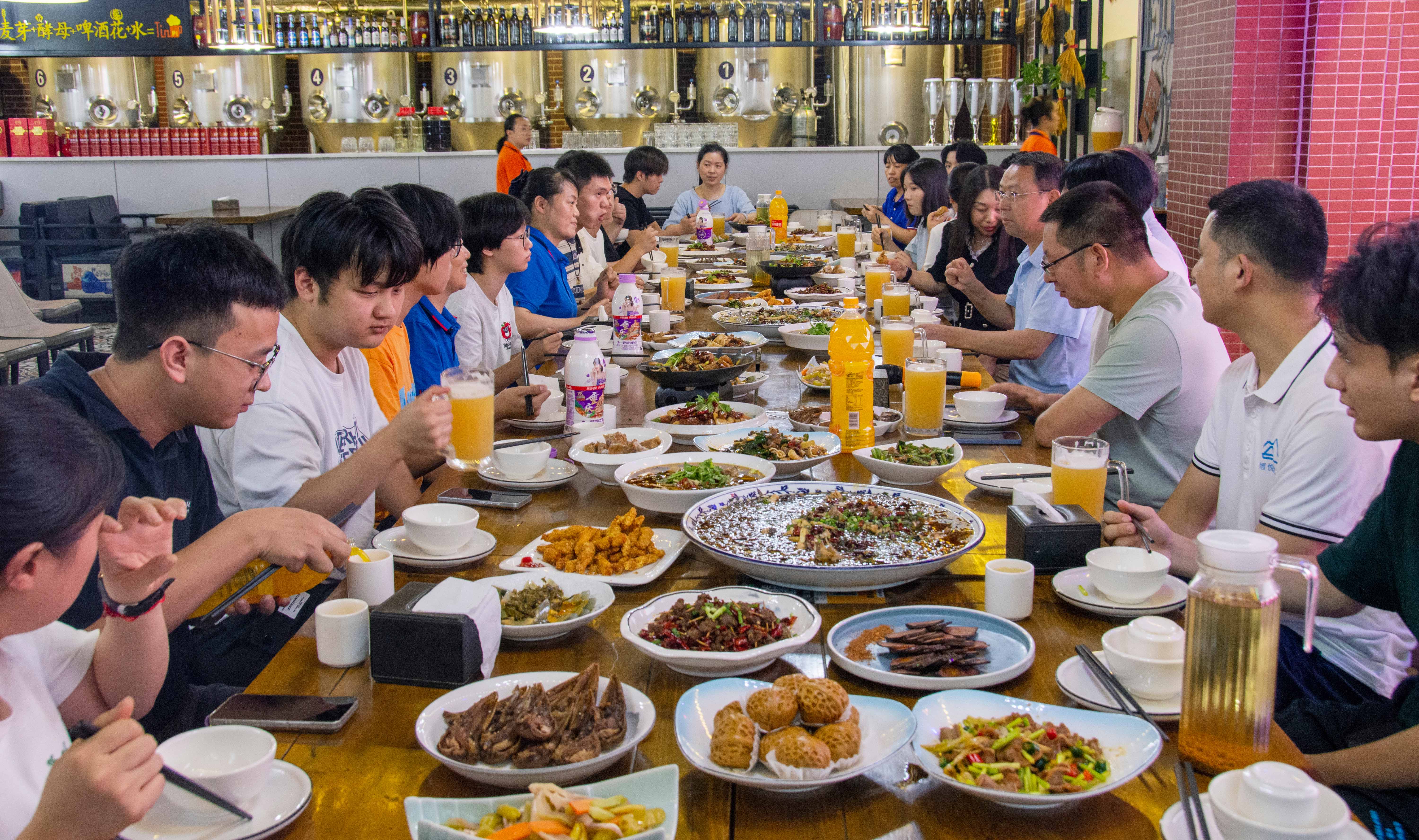 ���ഺģ���������ػ����ⳡ������ȫ�ǹ�˾����һ���������ע��